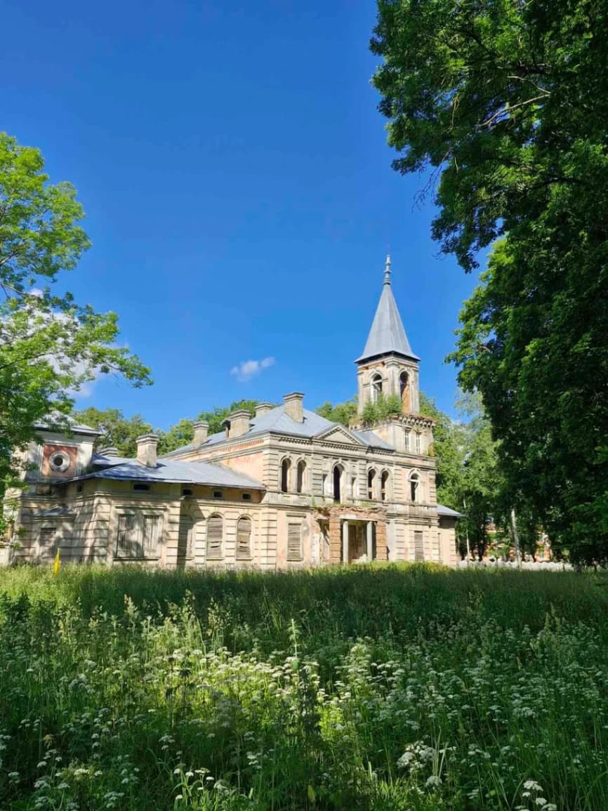 Yastrembel. Kotlubaev Manor.