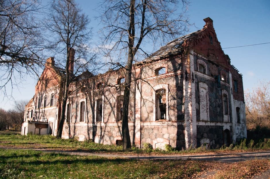 Полымя. Руіны сядзібы Свяцкіх "Старая Беліца".