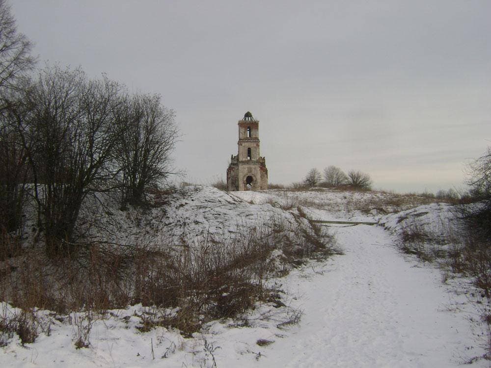 Белая Царква. Руіны Траецкай царквы.