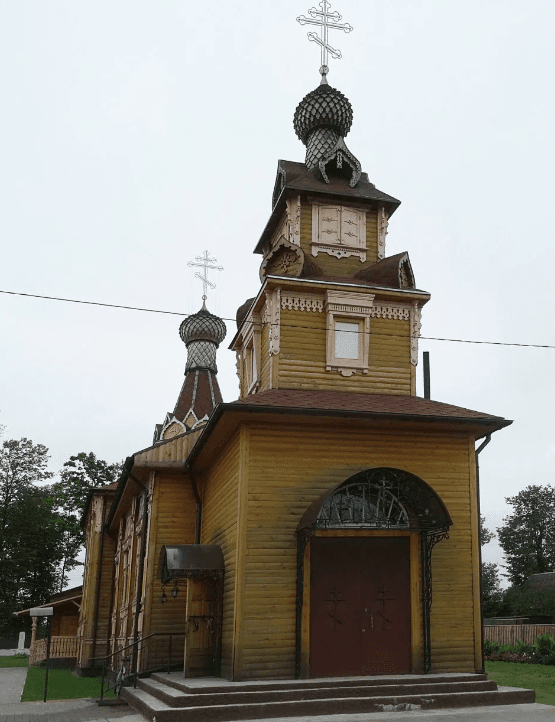 Osipovichi. Holy Cross Church.