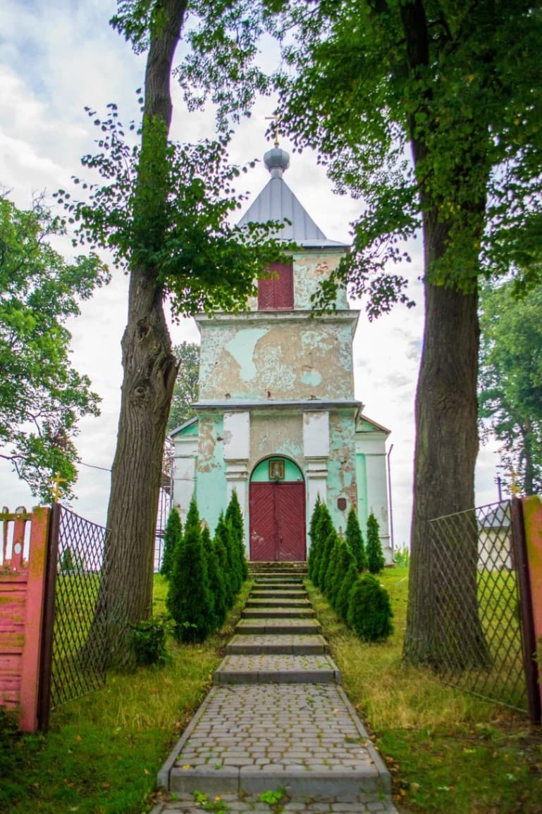 Sychy.  The Church of St. Paraskeva Pyatnits.