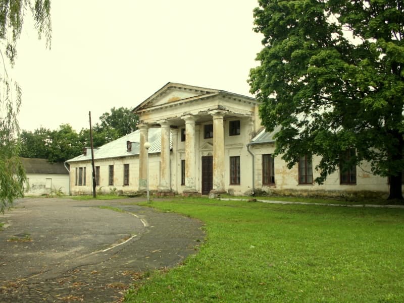 Vysokoe. The Sapieha-Pototski Palace and Park Ensemble.