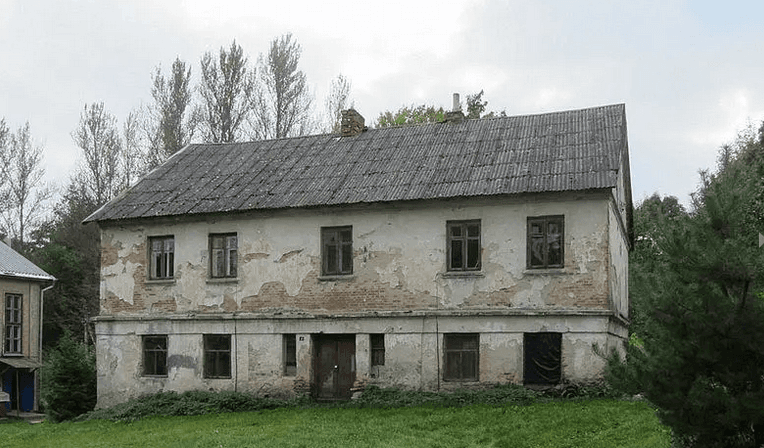 Vysokoe. The Sapieha-Pototski Palace and Park Ensemble.