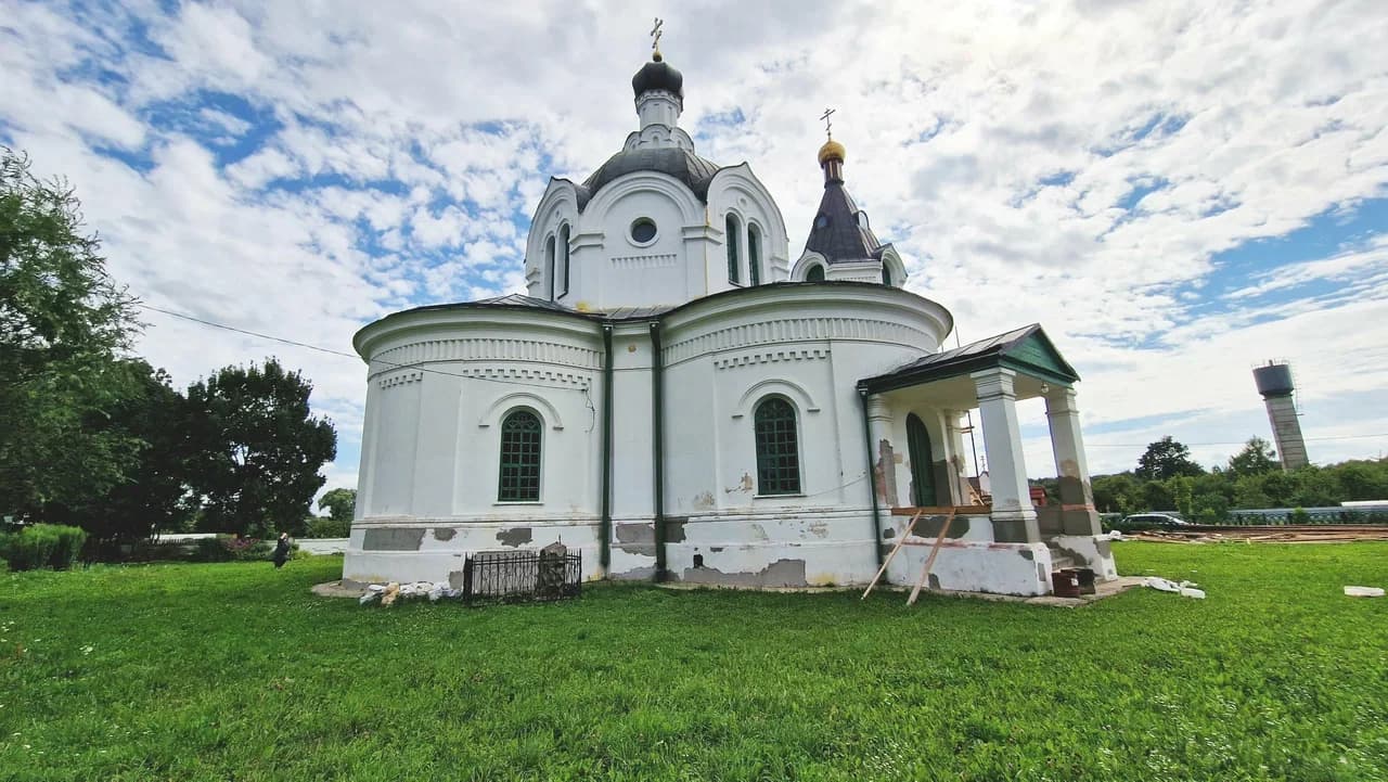 Lebedevo. Trinity Church.