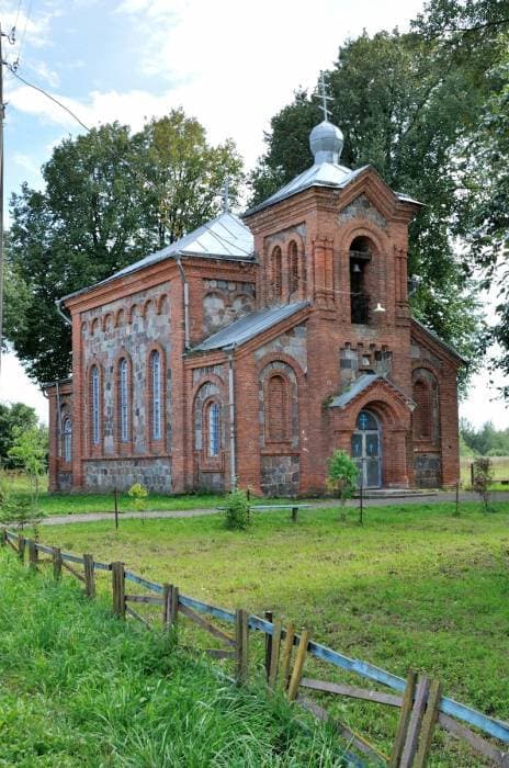 Leskovichi. The Church of St. Sergius of Radonezh.