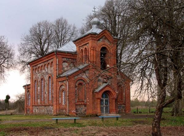 Leskovichi. The Church of St. Sergius of Radonezh.