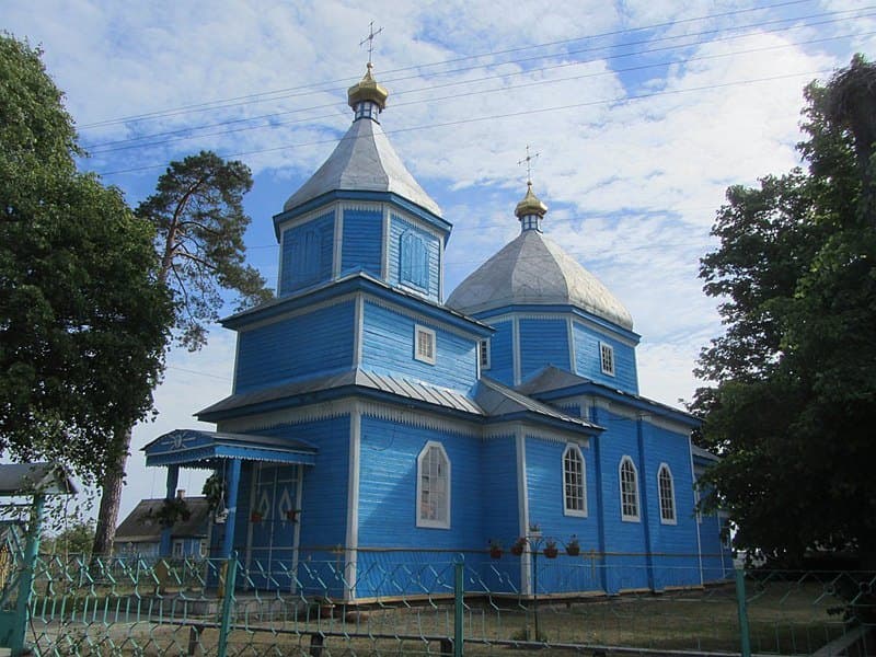 Дубенец. Церковь Рождества Богоматери.