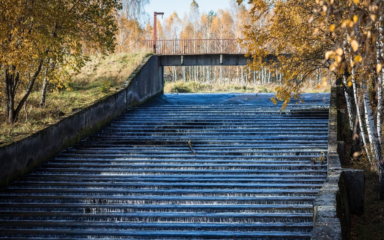 Khmelevka. A water ladder.