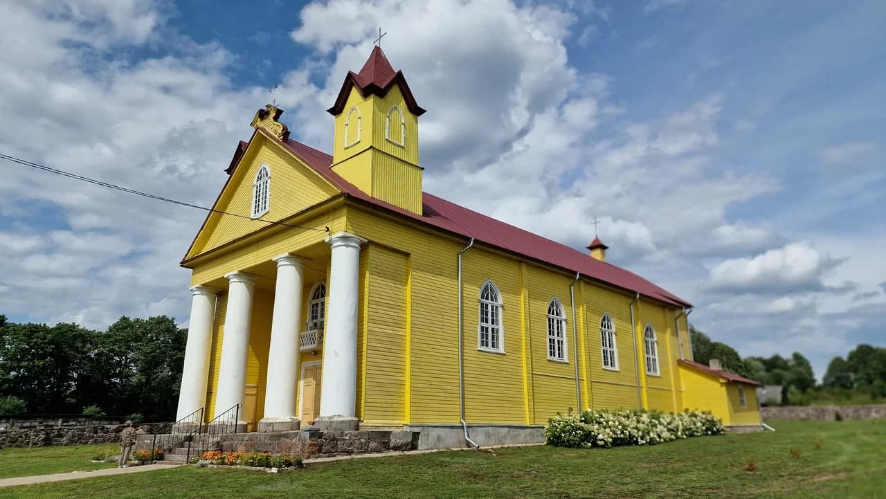 Danyushevo. The Church of the Most Holy Trinity.