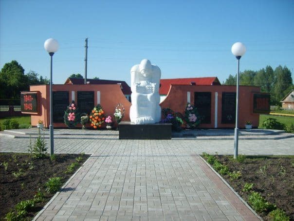 Yelsk. Monument to the "Victims of the 20th century".