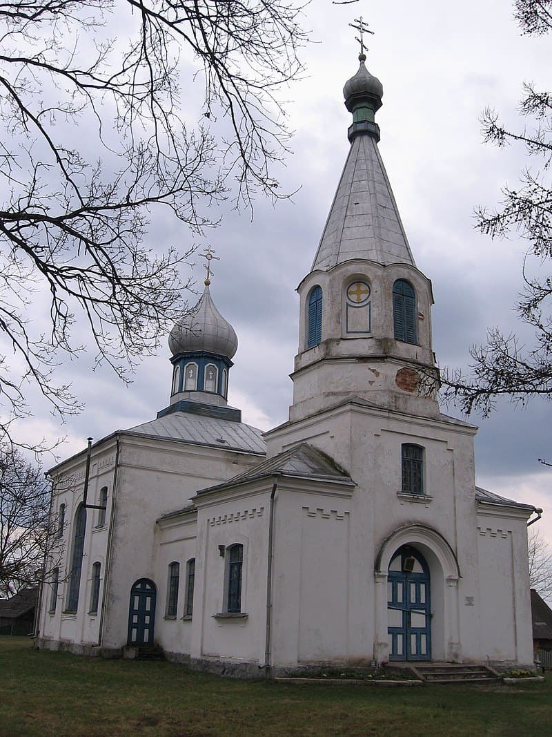 Оранчицы. Церковь Воздвижения Святого Креста.