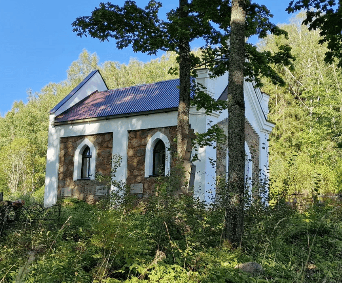 Teiki. Chapel-tomb of the Vishnevskys