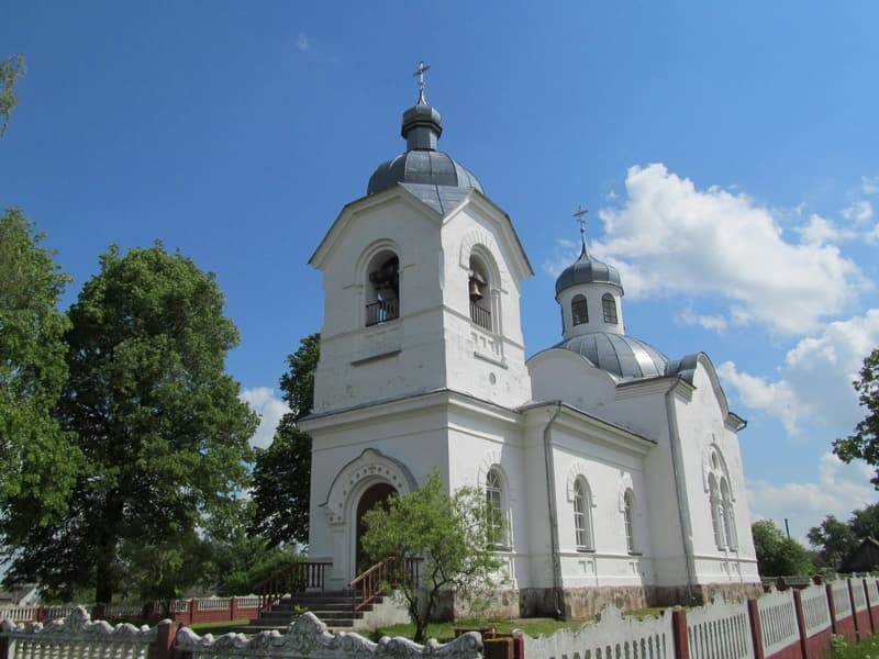 Люшнево. Церковь Успения Пресвятой Богородицы.