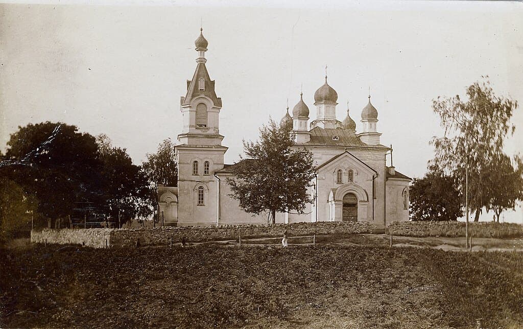 Molchad. The Church of Peter and Paul.