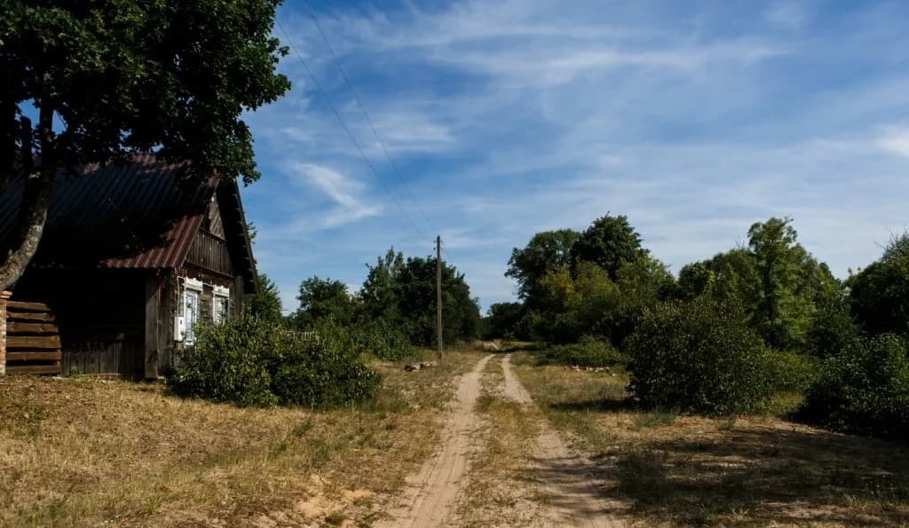 Art village "Chyrvony Kastrychnik" (Red October).