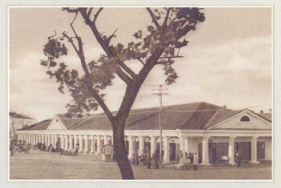 Novogrudok. Lenin Square, former Shopping Square.