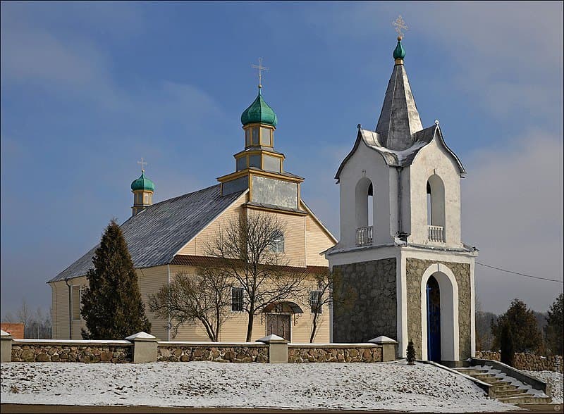 Уселюб. Царква Святога Міхаіла.