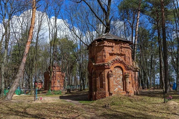 Rogachev. The old city cemetery (Three chapels).