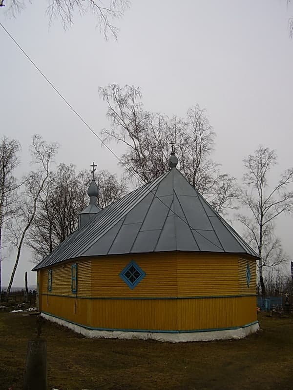 Луки. Воскресенская церковь.