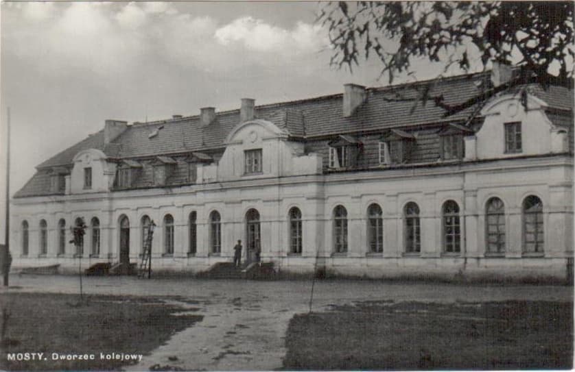 Mosty. Railway station.