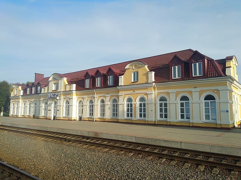 Mosty. Railway station.