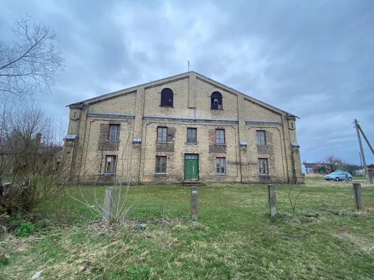 Mosty. Railway station.