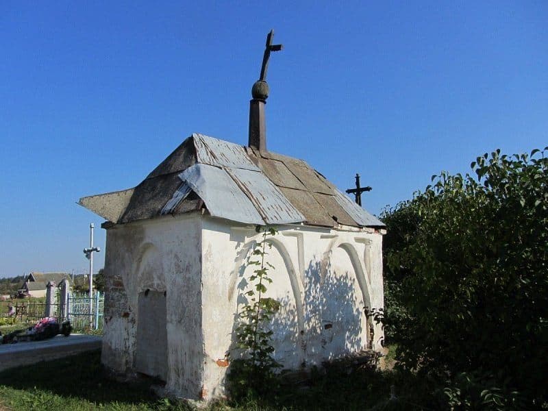 Mosty Pravye. Cemetery chapel of the Oznobishin family.