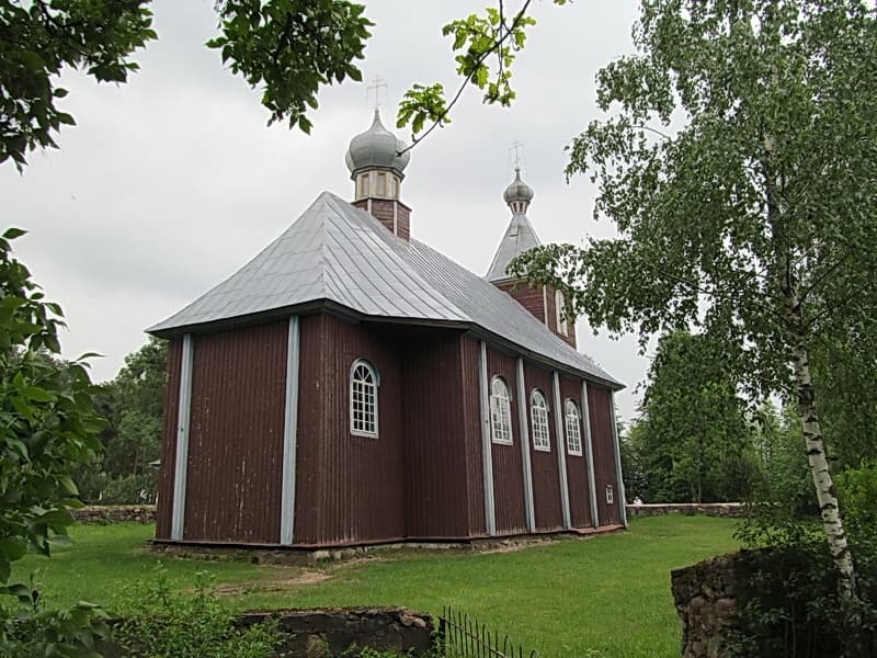 Ostrovo.  St. Michael's Church.