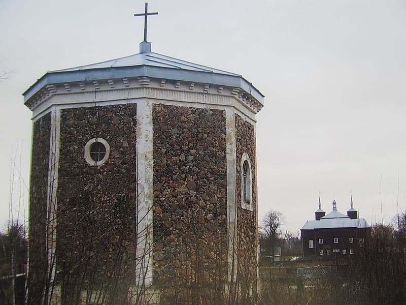 Volpa. Catholic chapel at the cemetery.