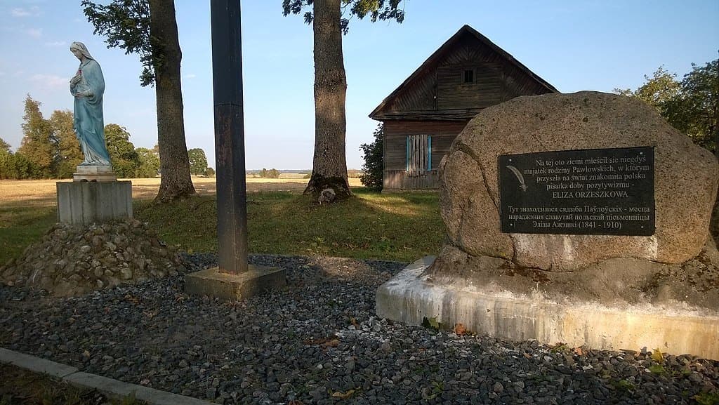 Milkovshchina. Monument on the site of estate of E. Ozheshko