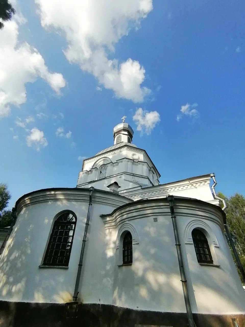 Brazdetchino. The Church of Saints Peter and Paul.