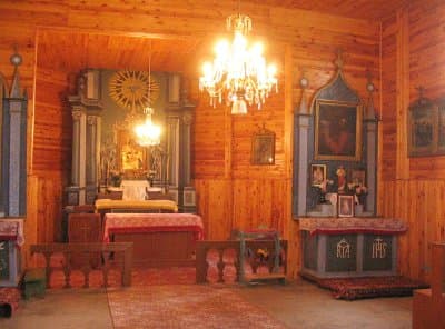 Gorodniki. The chapel and monument of the Snyadetsky family.