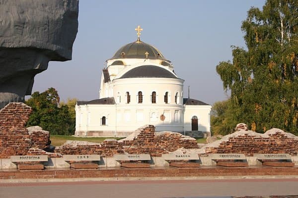 Мемориальный комплекс "Брестская крепость-герой"