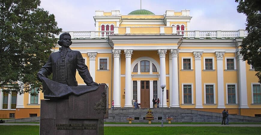 Гомель. Дворец Румянцевых и Паскевичей.