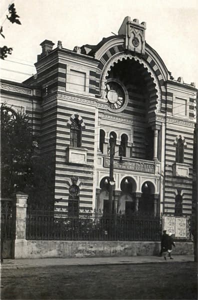 Minsk. Maxim Gorky Theatre.