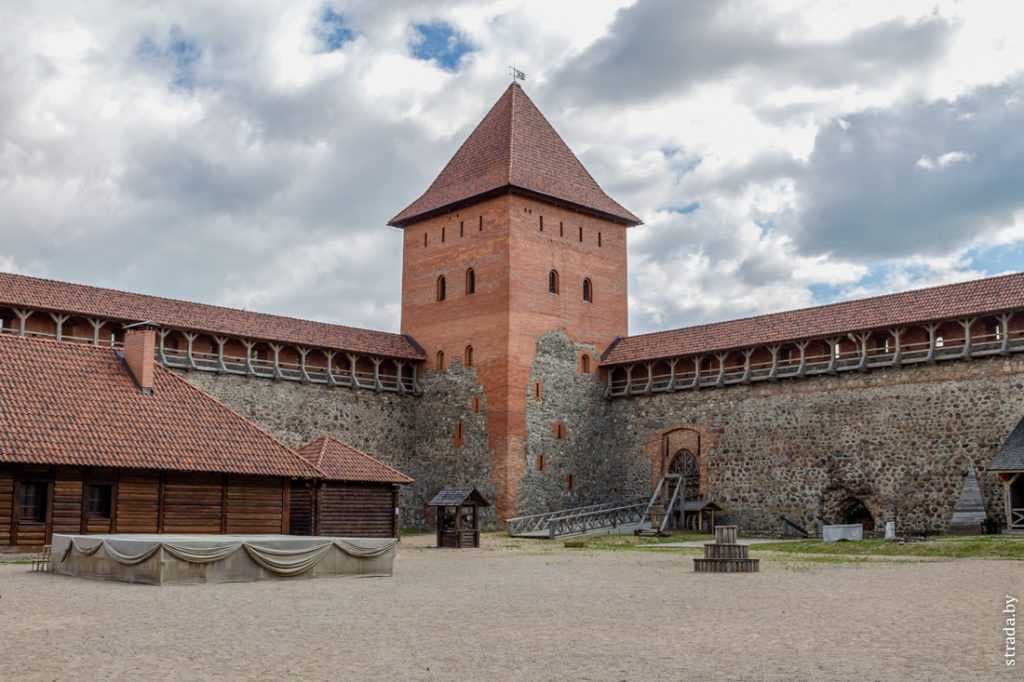 Лидский замок.
