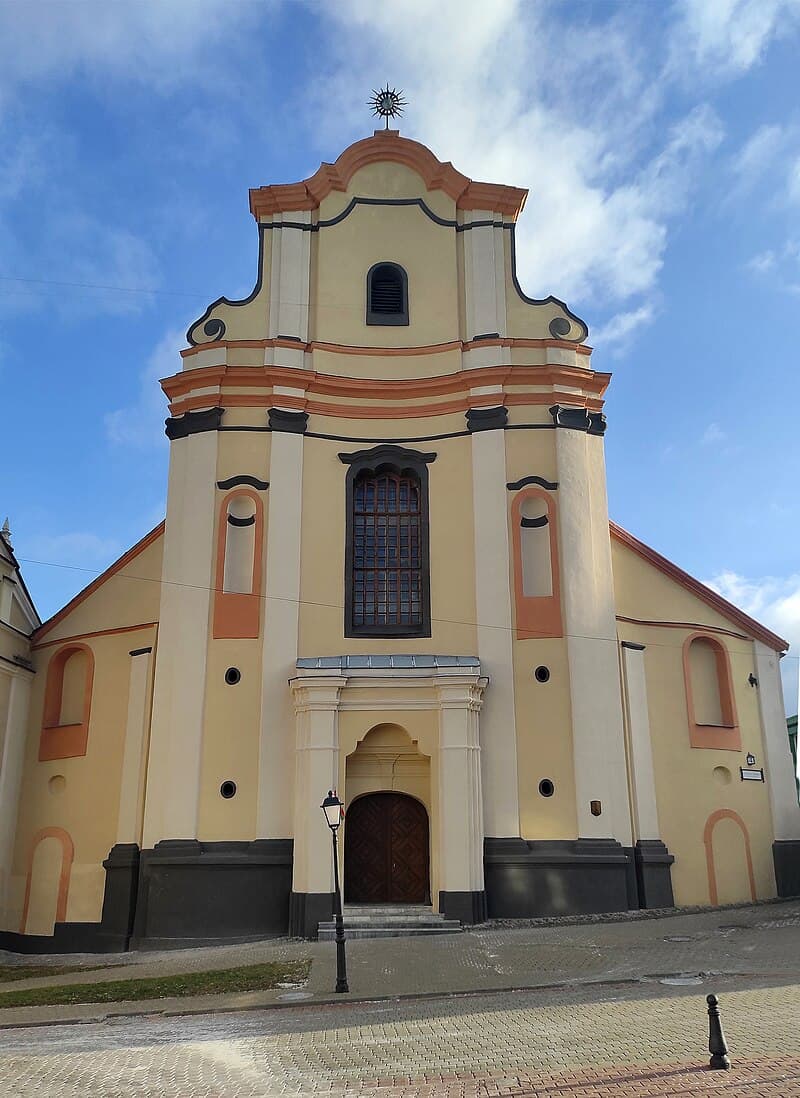 Мінск. Касцёл Святога Язэпа і кляштар бернардзінцаў.