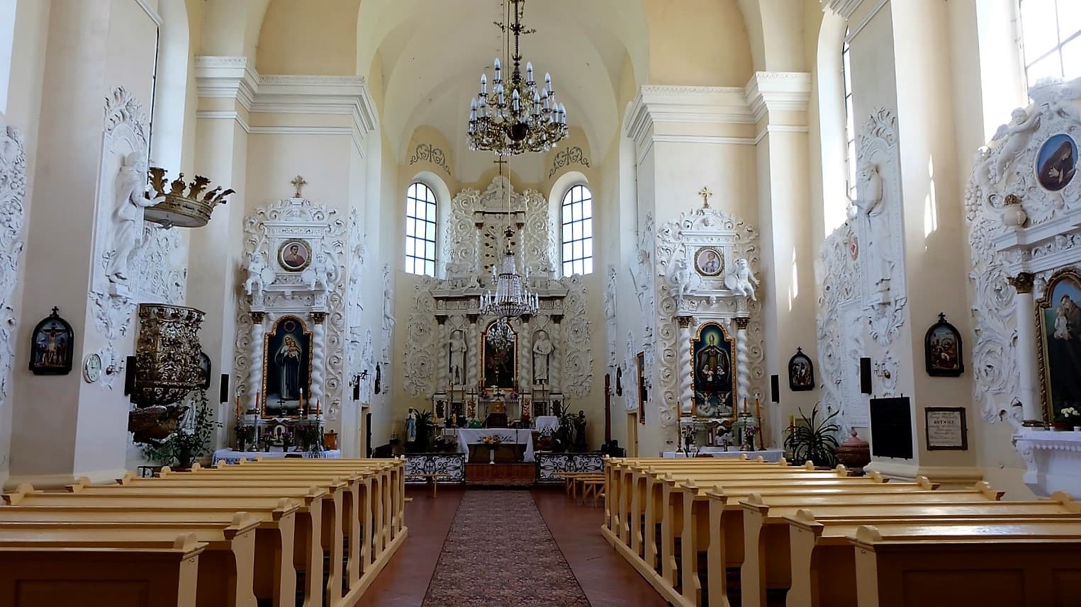 Михалишки. Костел Святого Михаила Архангела.