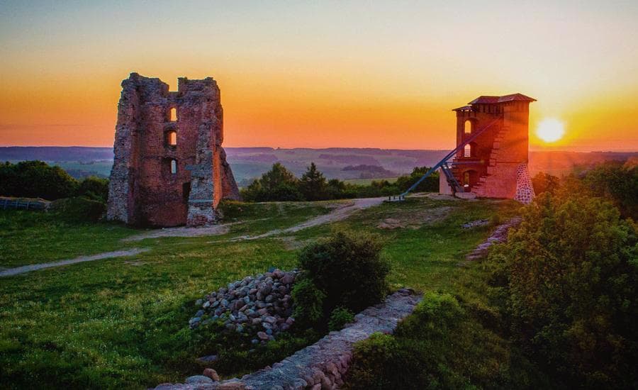 Новогрудок. Руины Новогрудского замка.