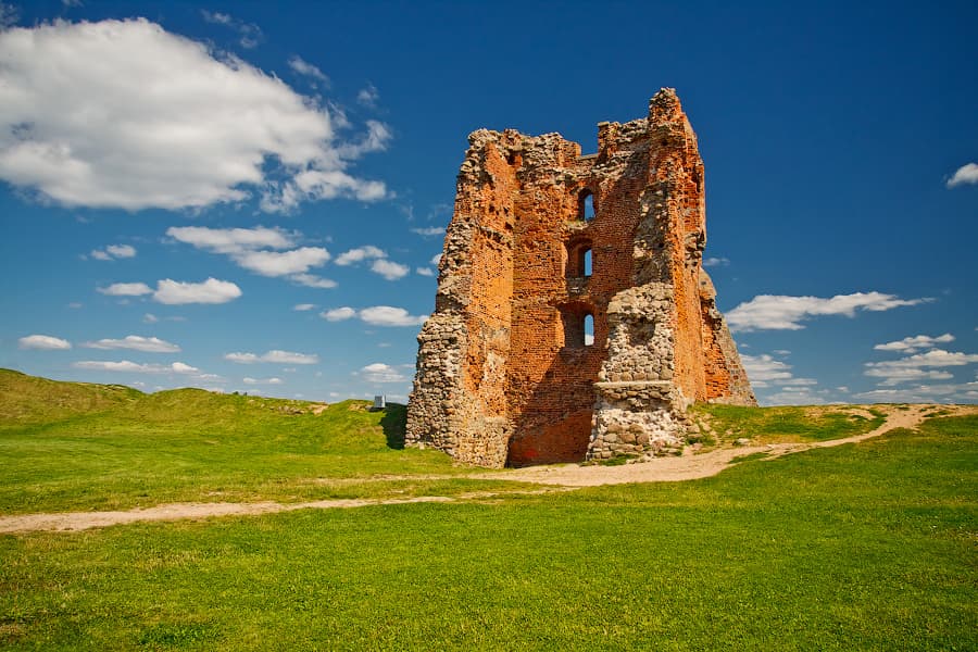 Новогрудок. Руины Новогрудского замка.