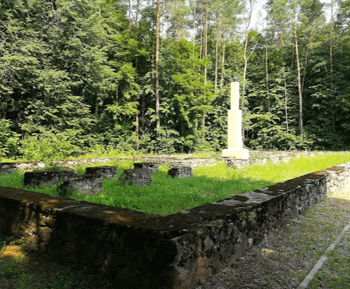 Доргунь. Помнік загінуўшым героям-памежнікам.