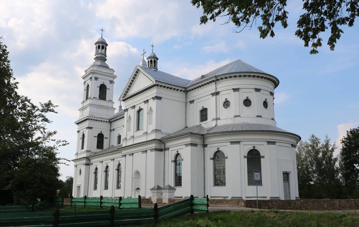 Lyntupy. Church of St. Andrew the Apostle.