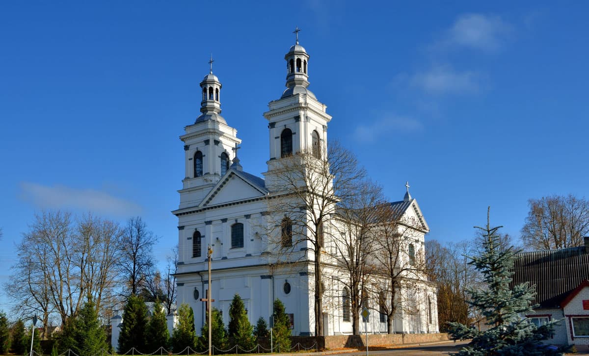 Lyntupy. Church of St. Andrew the Apostle.