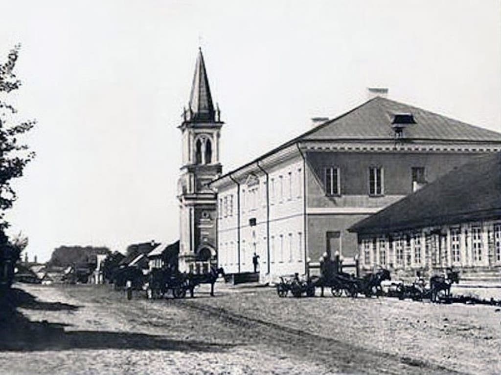 Slutsk. The oldest school in Belarus.