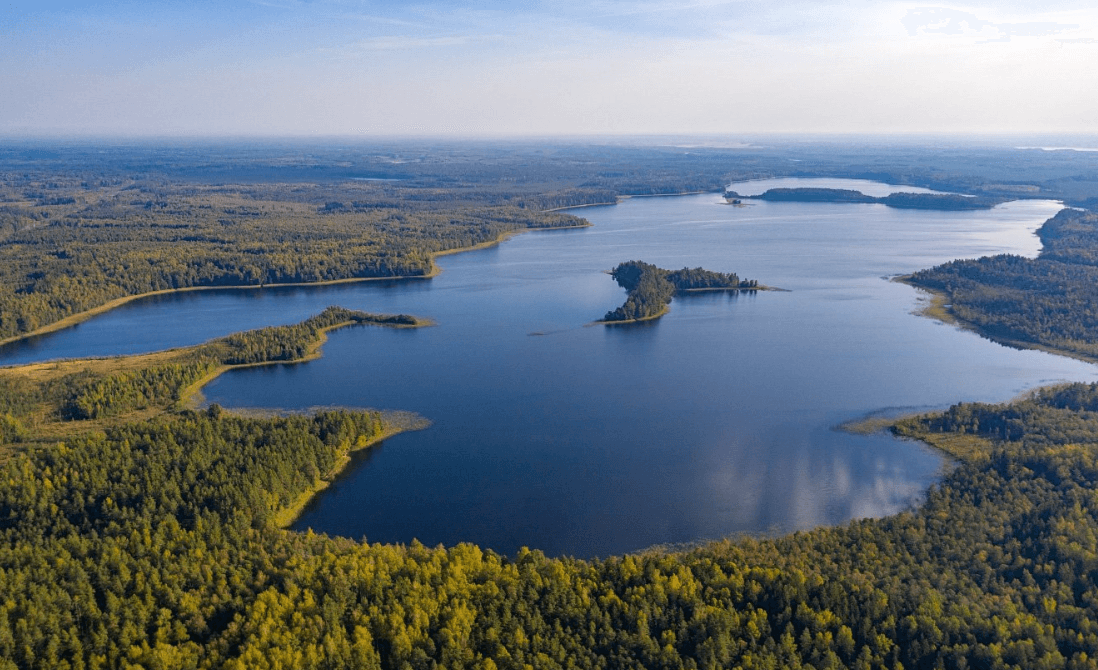 Polotsk district. Vedeto Lake.