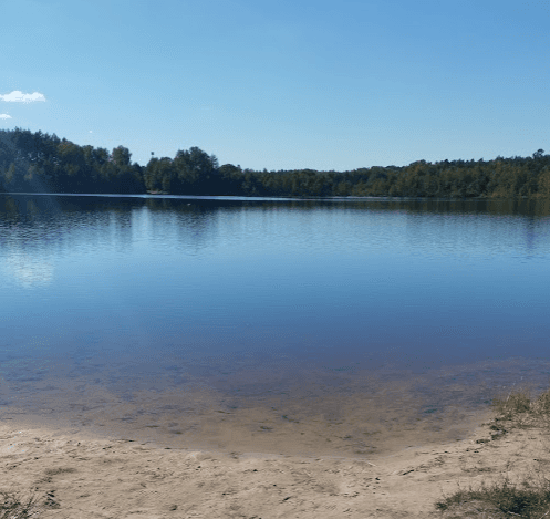 Люсино. Озеро Красное.