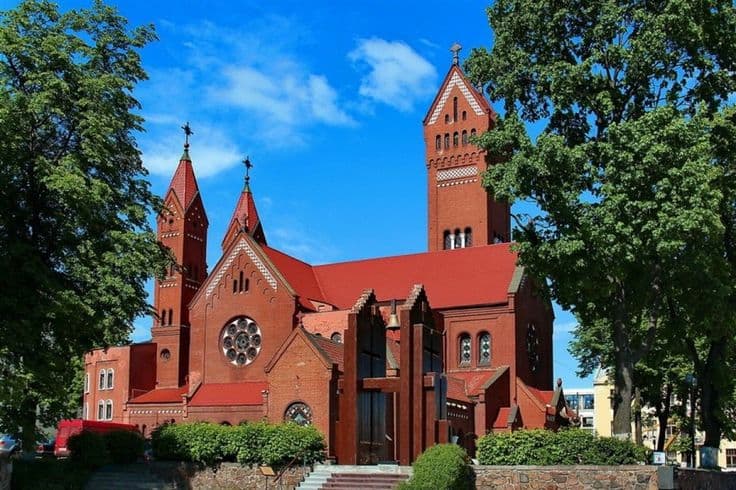 Минск. Костел Святых Симеона и Елены.