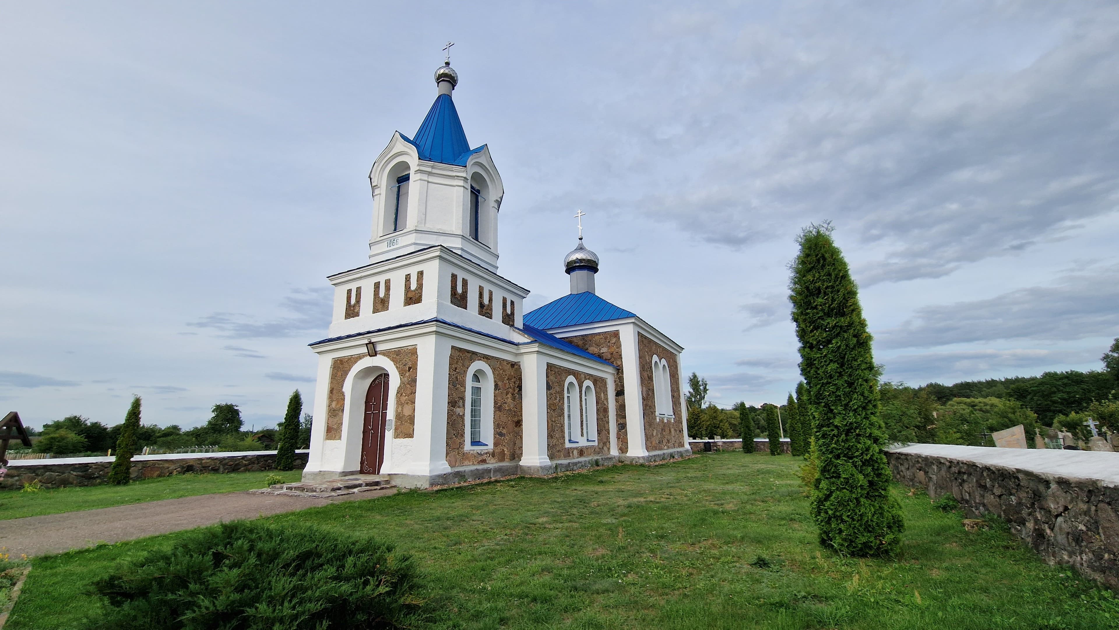 Міхневічы. Пакроўская царква