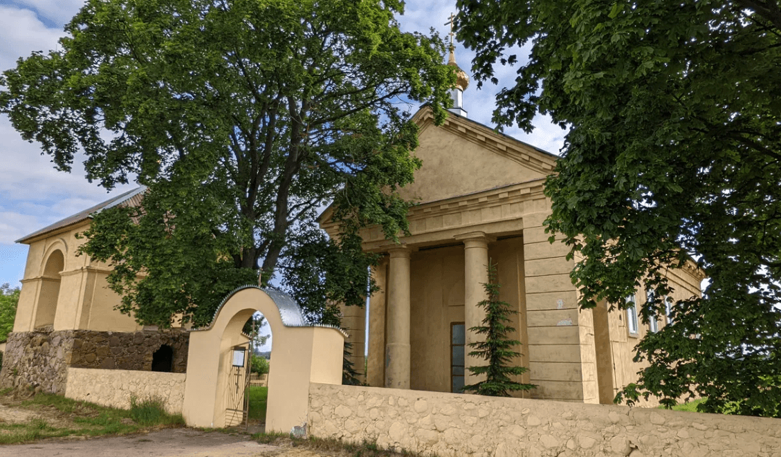 Дикушки. Спасо-Преображенская церковь.