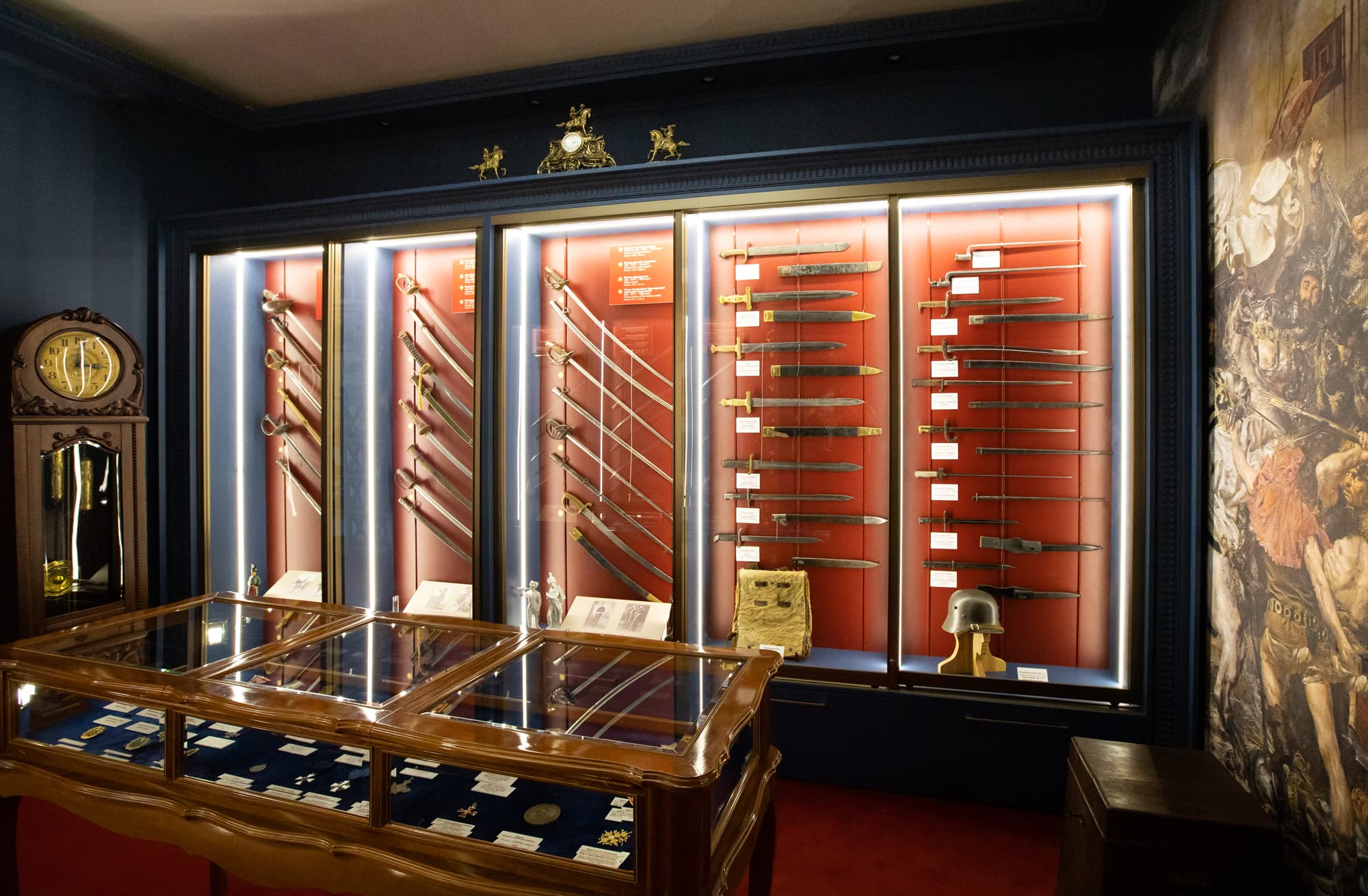 Grodno. "Grishuk Arsenal" cold ceremonial weapons gallery.